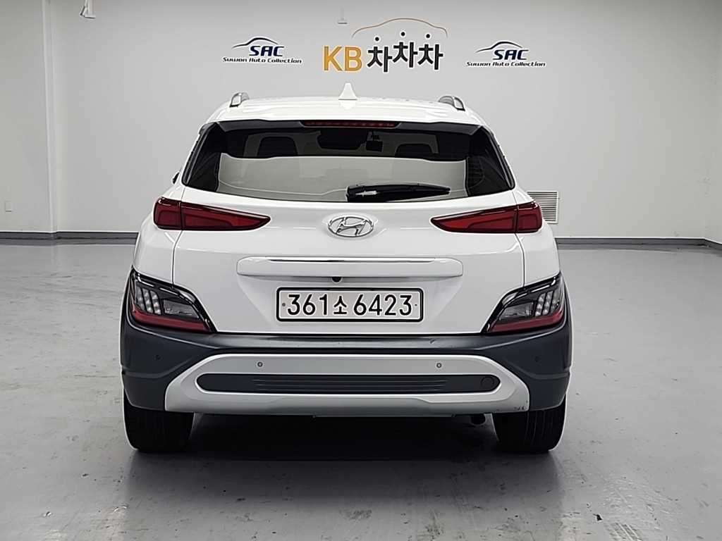 HYUNDAI Kona - Vista 3