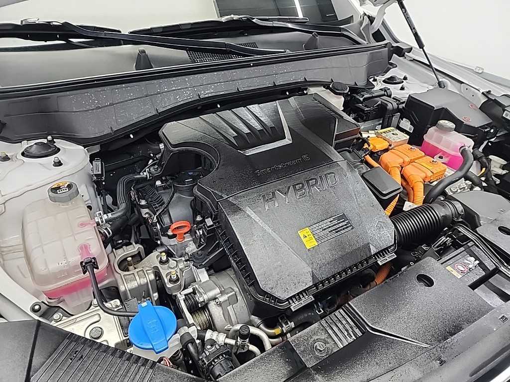 HYUNDAI Kona - Vista 5