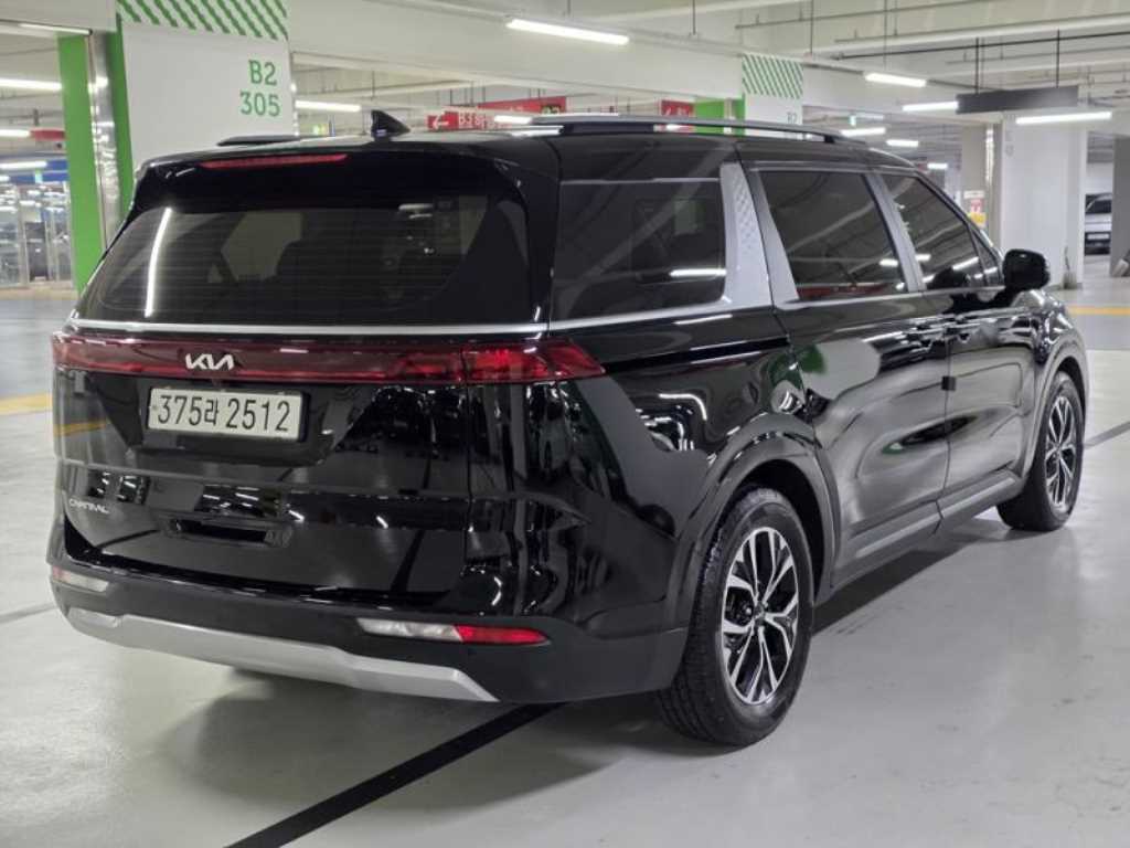 KIA Carnival - Vista 4