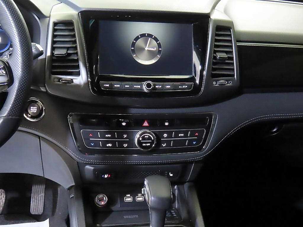 Ssangyong Rexton - Vista 11