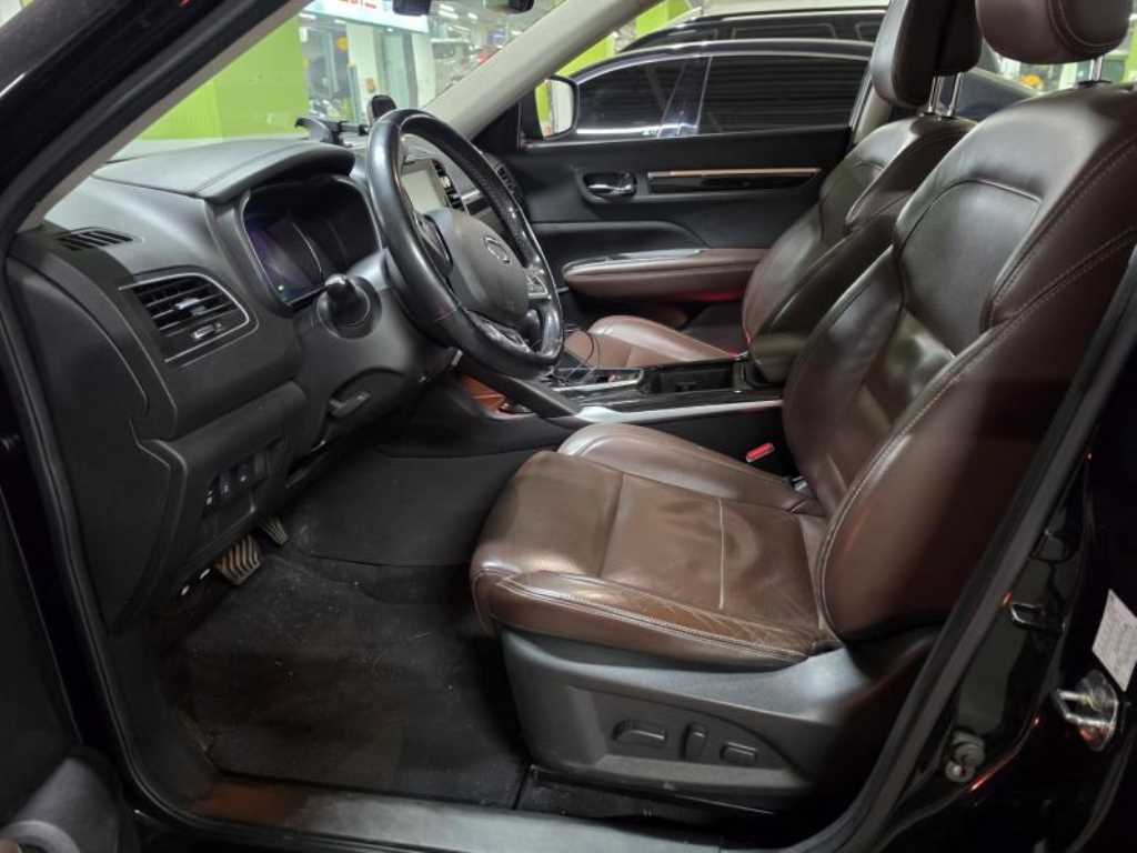 SAMSUNG QM6 - Vista 8