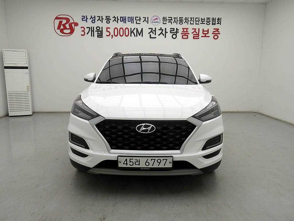 HYUNDAI Tucson 2019 Blanco - Importación desde Corea - HF Imports Iquique - Foto 1