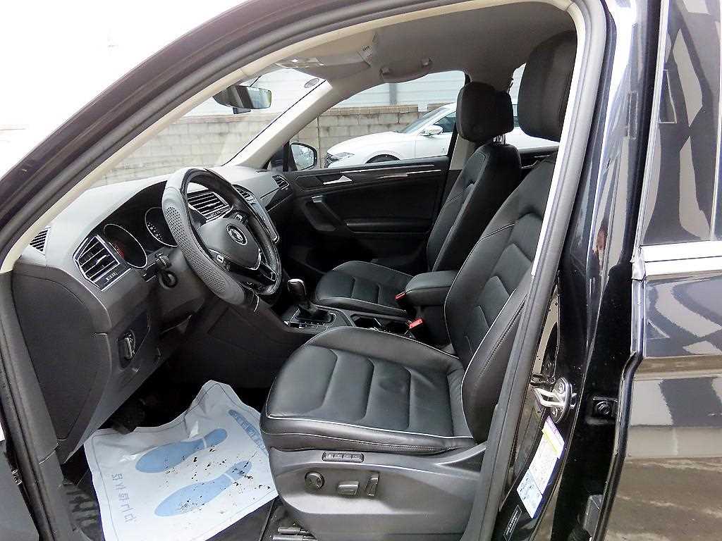 Volkswagen Tiguan - Vista 5