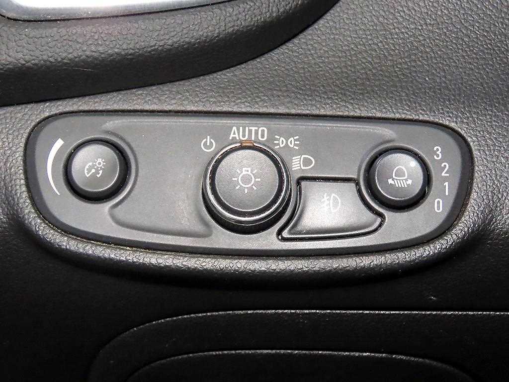 Chevrolet Trax 2020 Blanco - Importación desde Corea - HF Imports Iquique - Foto 14