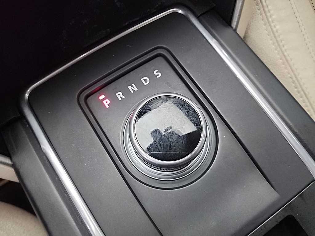 Land Rover Discovery Sports - Vista 8