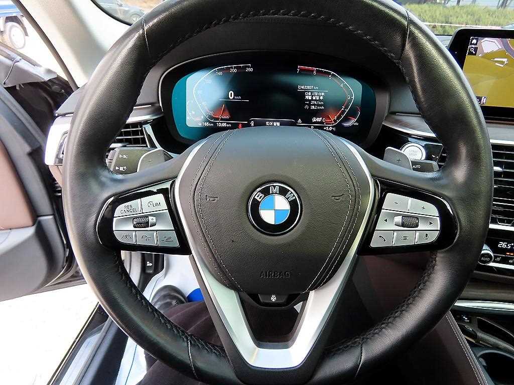 BMW 5 Series - Vista 8