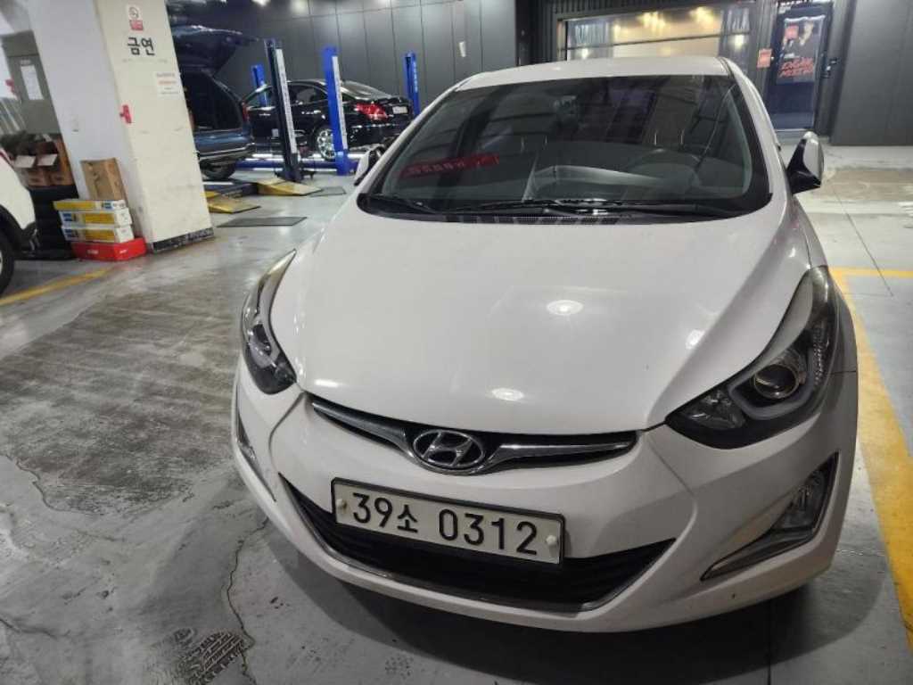 HYUNDAI Avante 2015 - Importación desde Corea - HF Imports Iquique - Foto 1