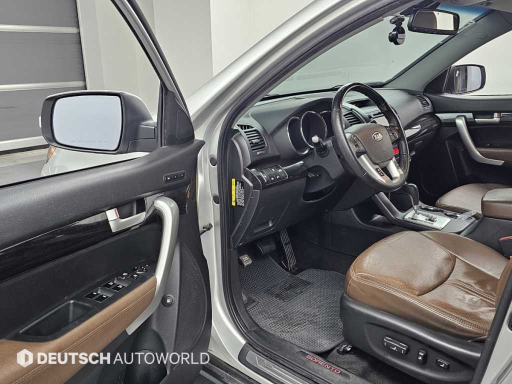 KIA Sorento - Vista 11