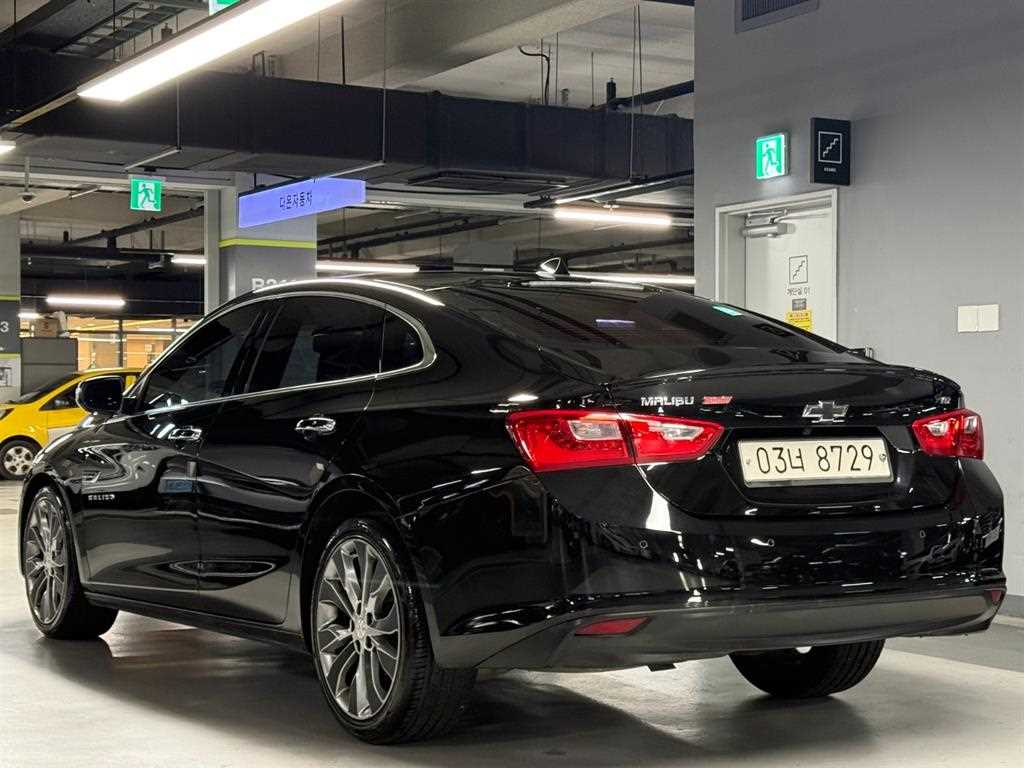 Chevrolet Malibu - Vista 7