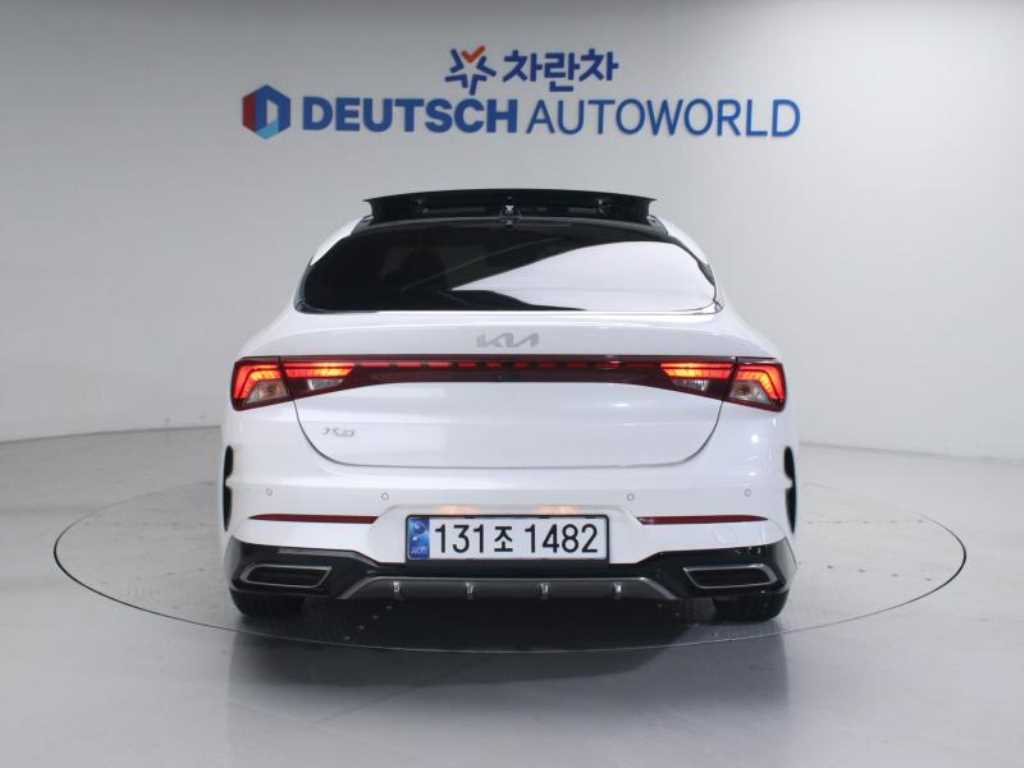 KIA K5 - Vista 4