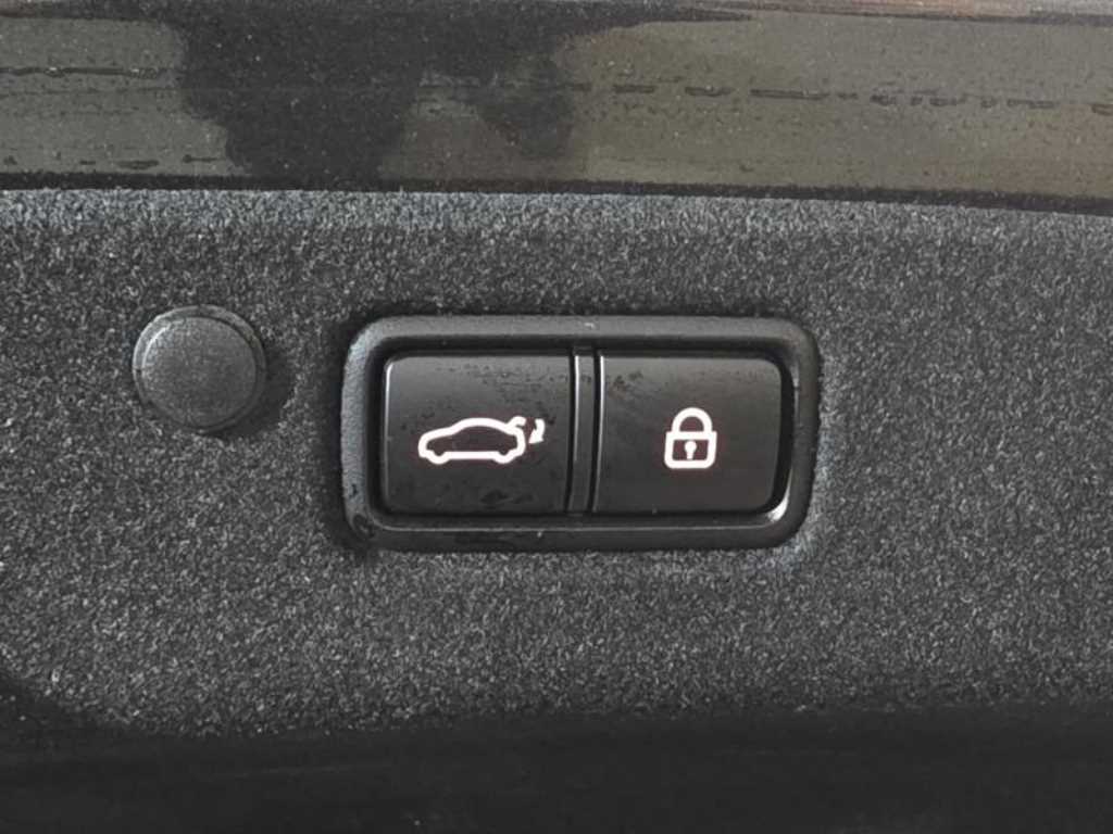 HYUNDAI Grandeur - Vista 7