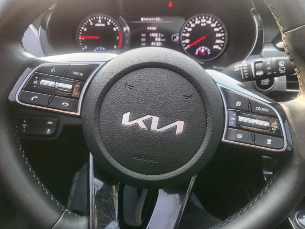 KIA Seltos 2023 - Importación desde Corea - HF Imports Iquique - Foto 16