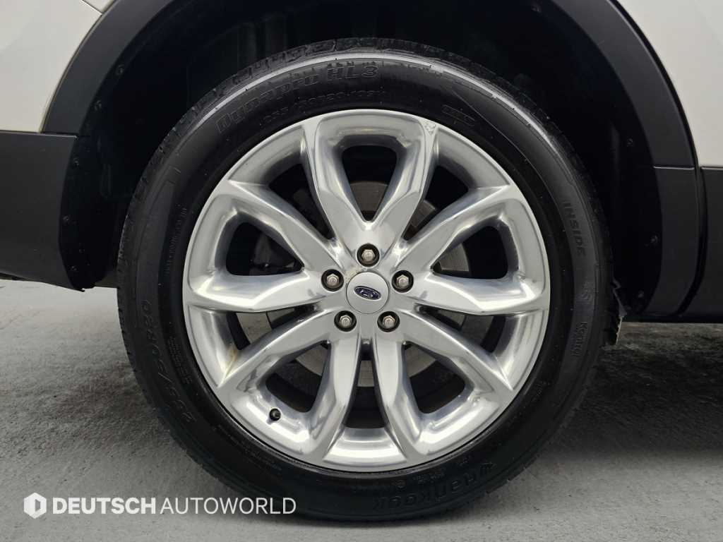 Ford Explorer - Vista 5