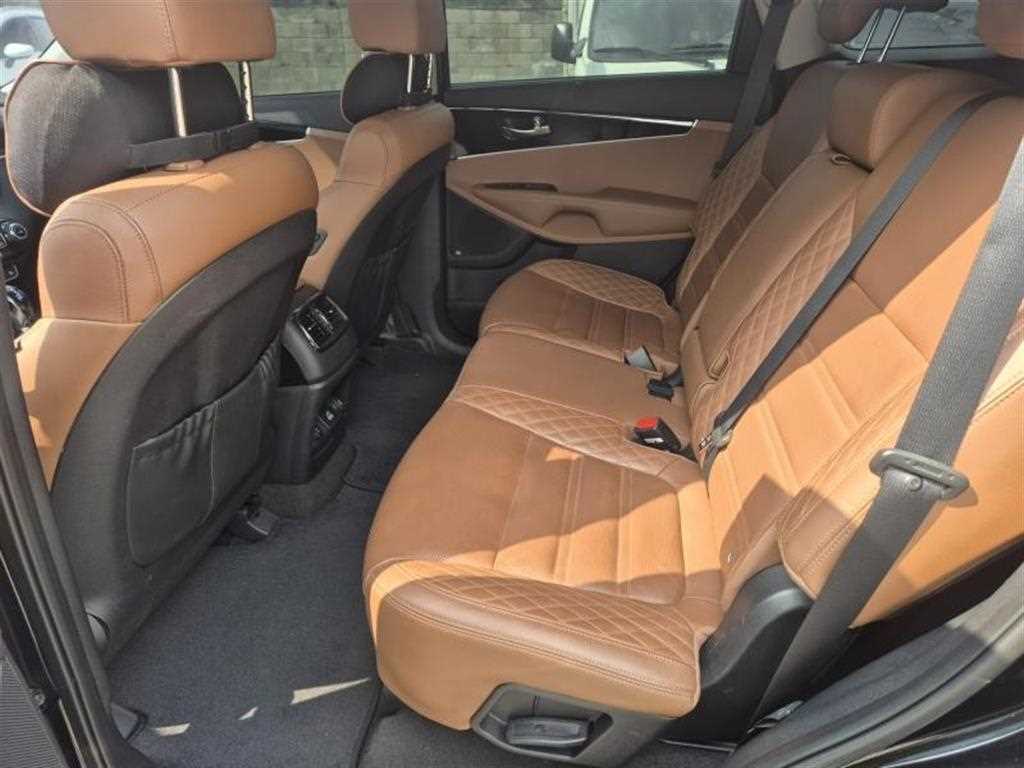 KIA Sorento - Vista 7