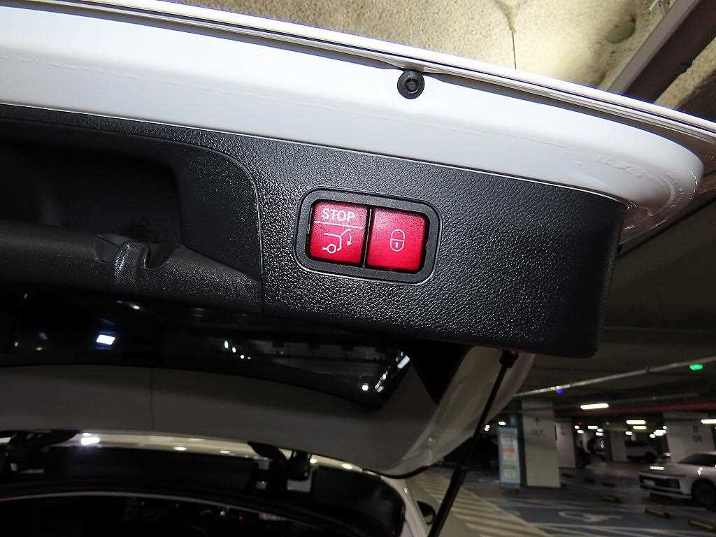 Mercedes Benz GLC Class 2019 Blanco - Importación desde Corea - HF Imports Iquique - Foto 15