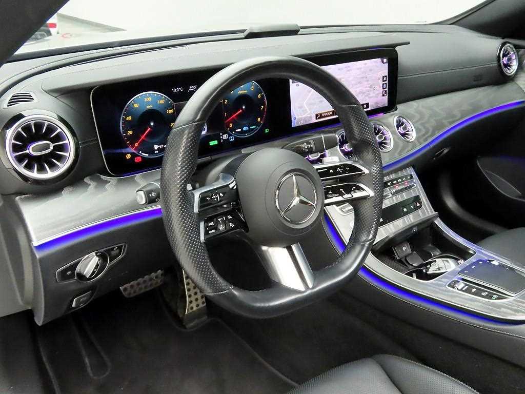 Mercedes Benz E class - Vista 8