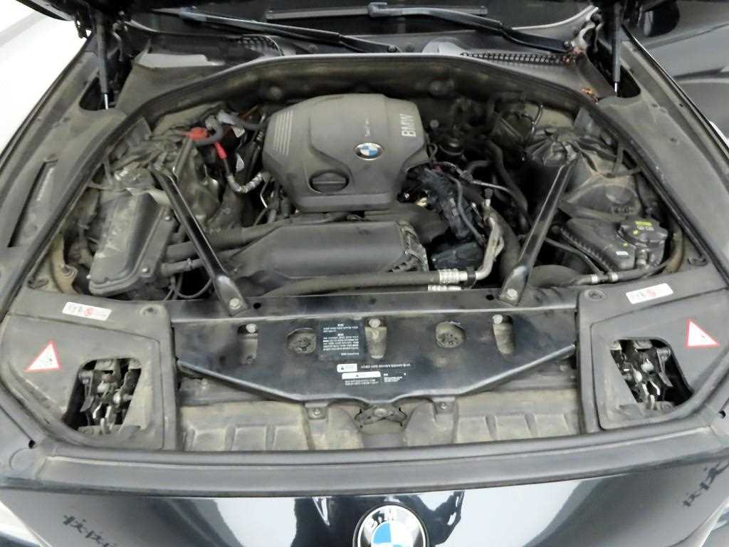 BMW 5 Series 2015 Blanco - Importación desde Corea - HF Imports Iquique - Foto 20