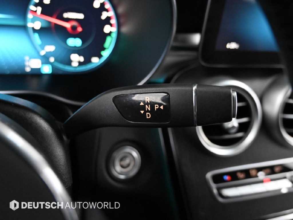 Mercedes Benz GLC Class - Vista 9