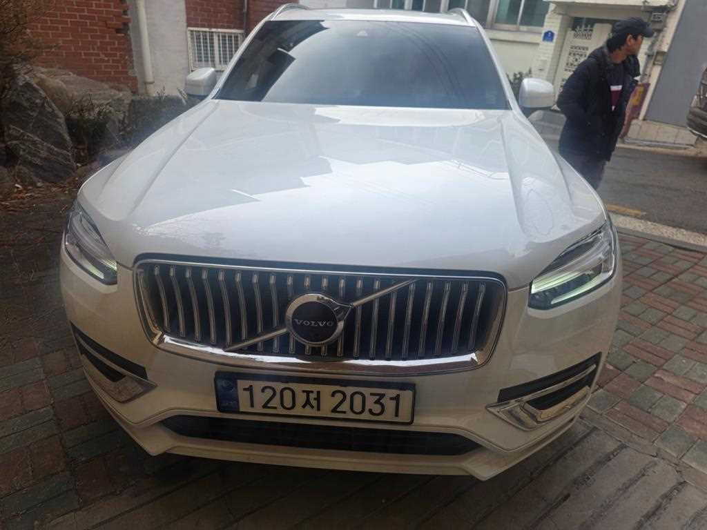 Volvo XC90 2022 Blanco - Importación desde Corea - HF Imports Iquique - Foto 1