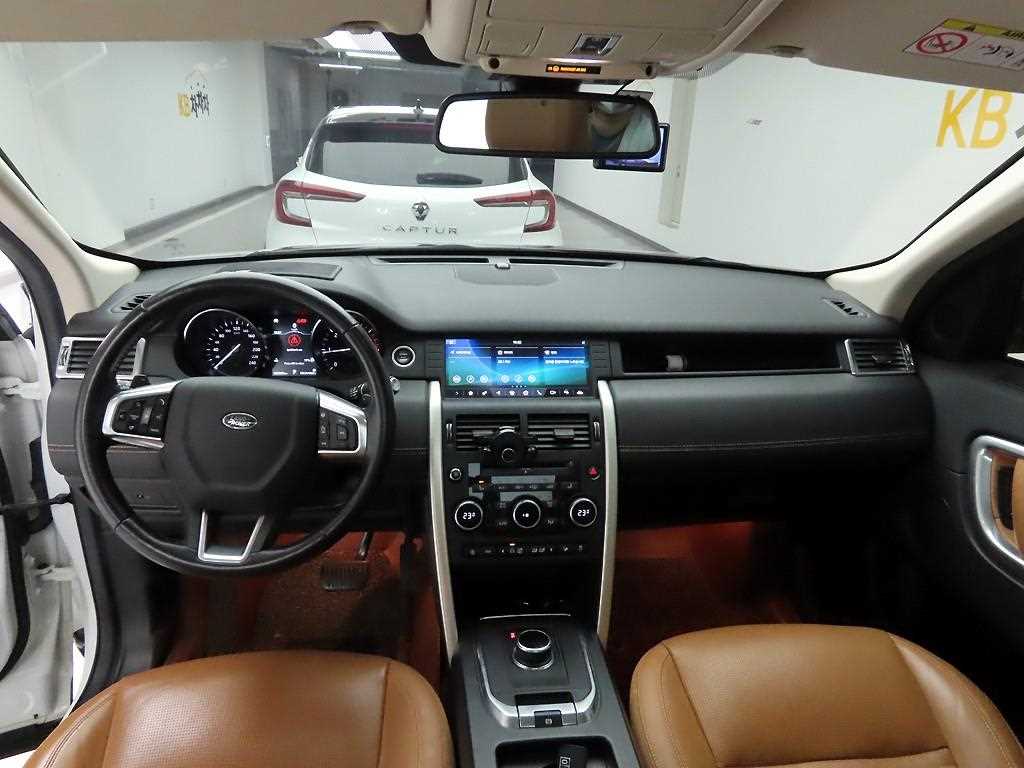 Land Rover Discovery Sports - Vista 6