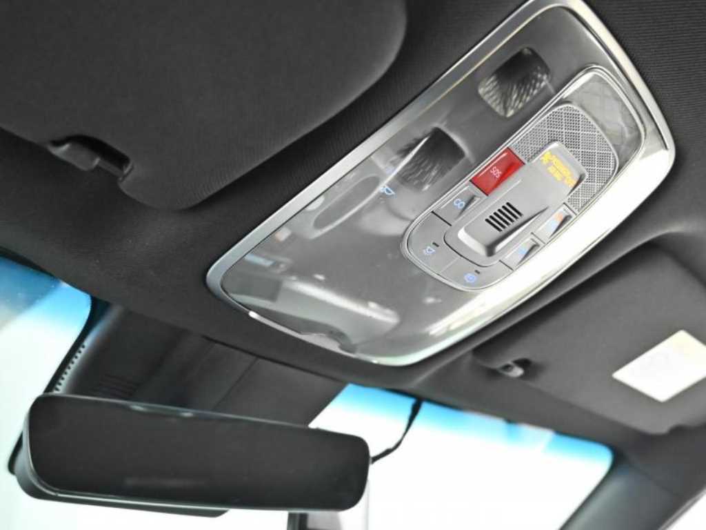 Genesis GV60 2022 Blanco - Importación desde Corea - HF Imports Iquique - Foto 18