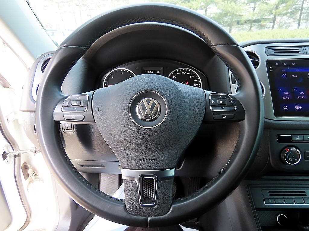 Volkswagen Tiguan - Vista 8