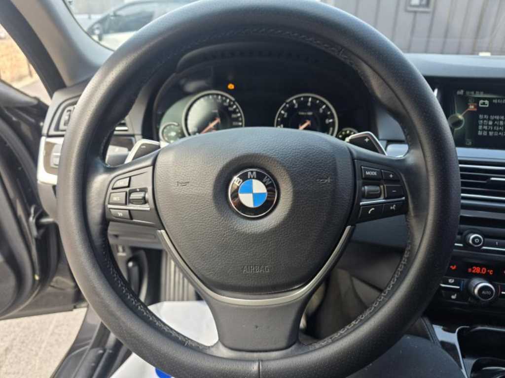 BMW 5 Series 2014 Negro - Importación desde Corea - HF Imports Iquique - Foto 14