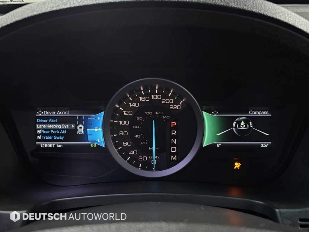 Ford Explorer - Vista 8