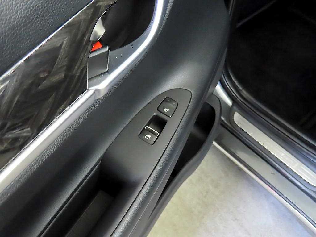 HYUNDAI Grandeur 2019 Gris - Importación desde Corea - HF Imports Iquique - Foto 17