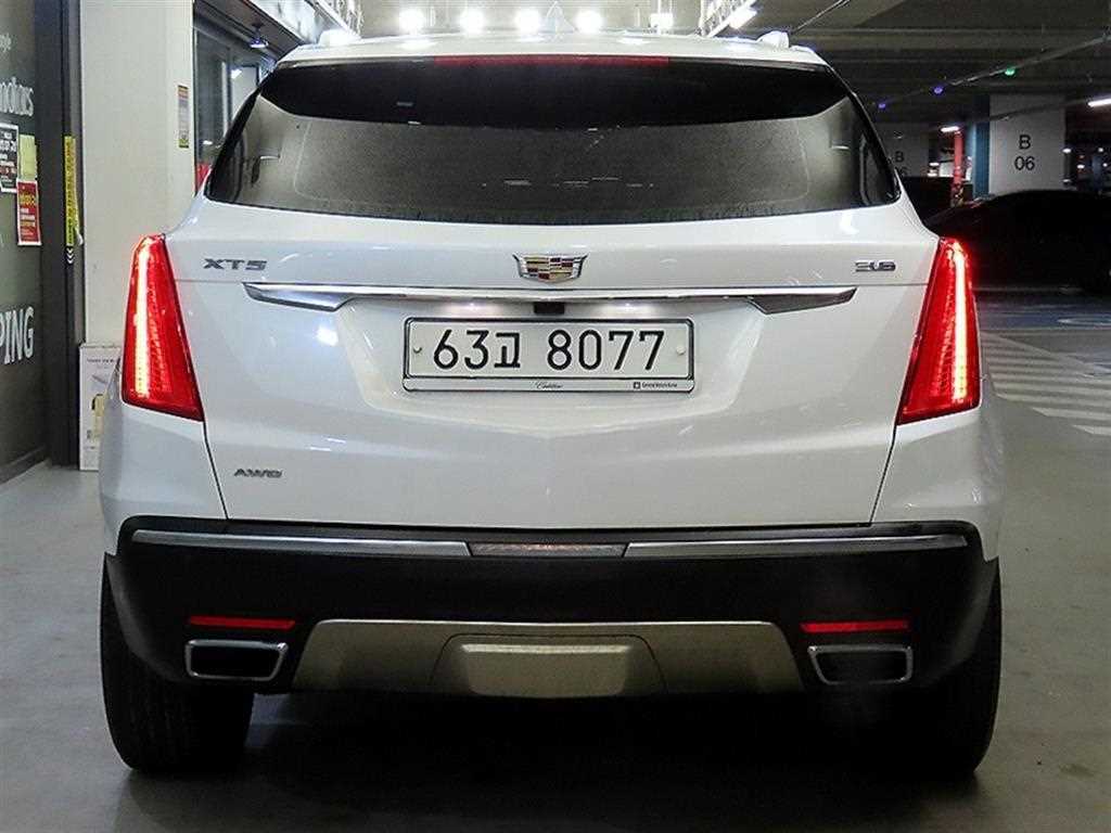 Cadillac XT5 - Vista 5