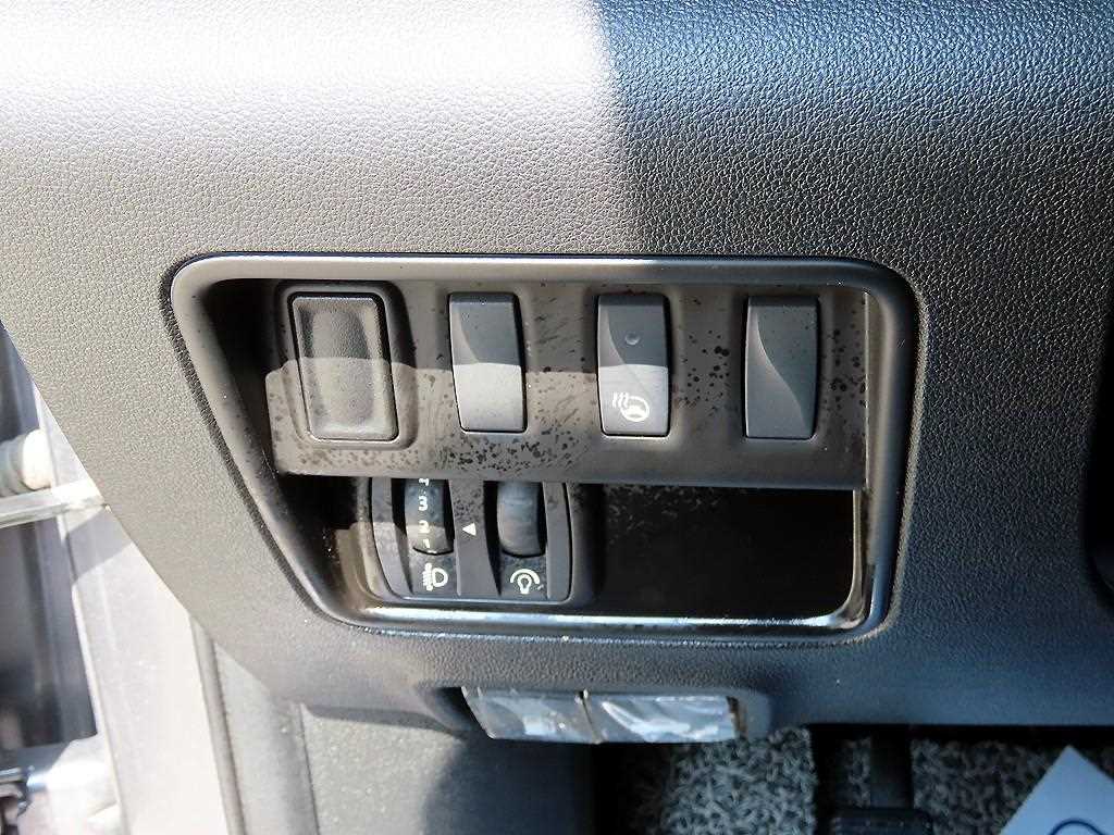 SAMSUNG QM6 - Vista 12