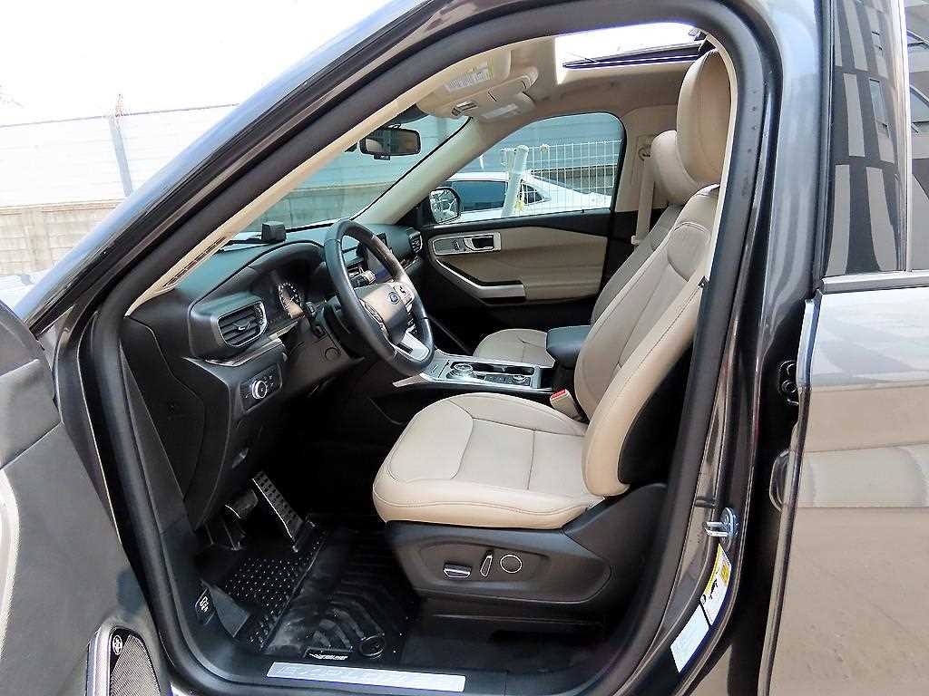 Ford Explorer - Vista 5