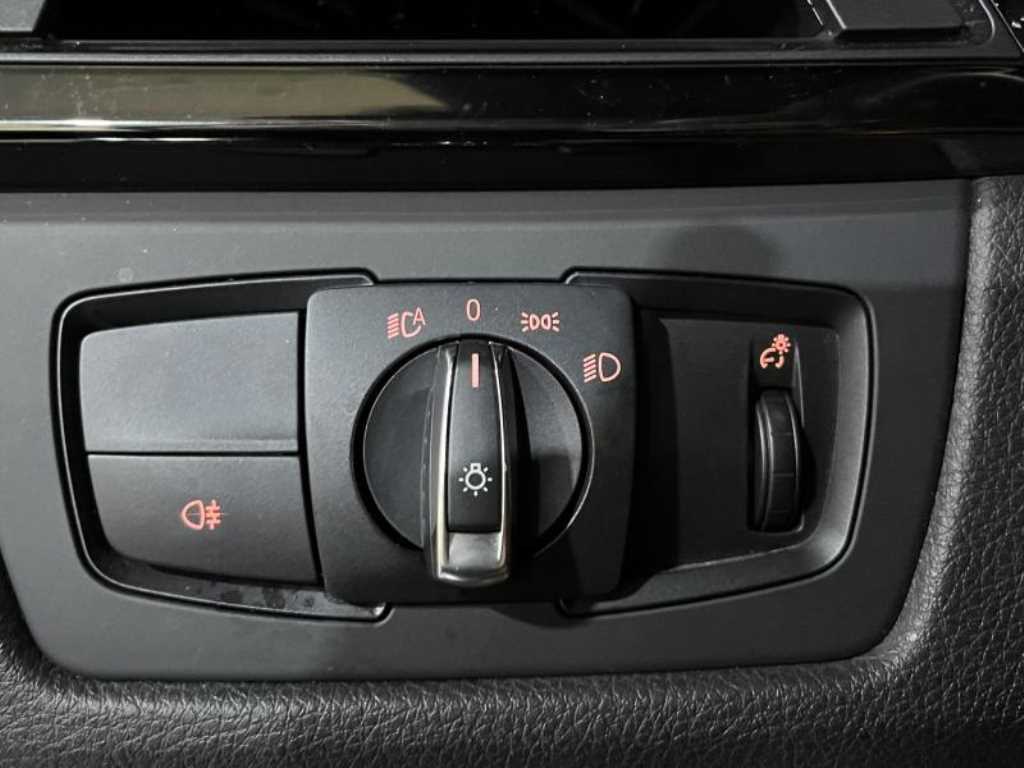 BMW 3 series 2015 Negro - Importación desde Corea - HF Imports Iquique - Foto 13