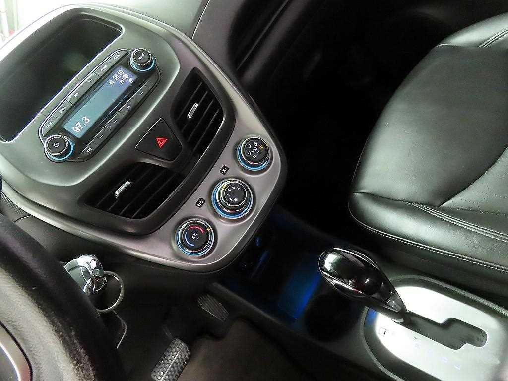 Chevrolet Spark 2016 the color of pearl - Importación desde Corea - HF Imports Iquique - Foto 16