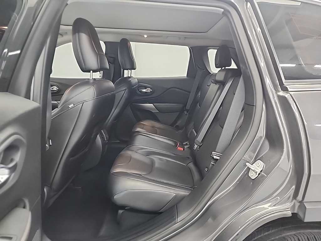 Jeep Cherokee - Vista 9