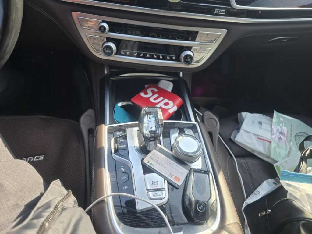 BMW 7 Series - Vista 9