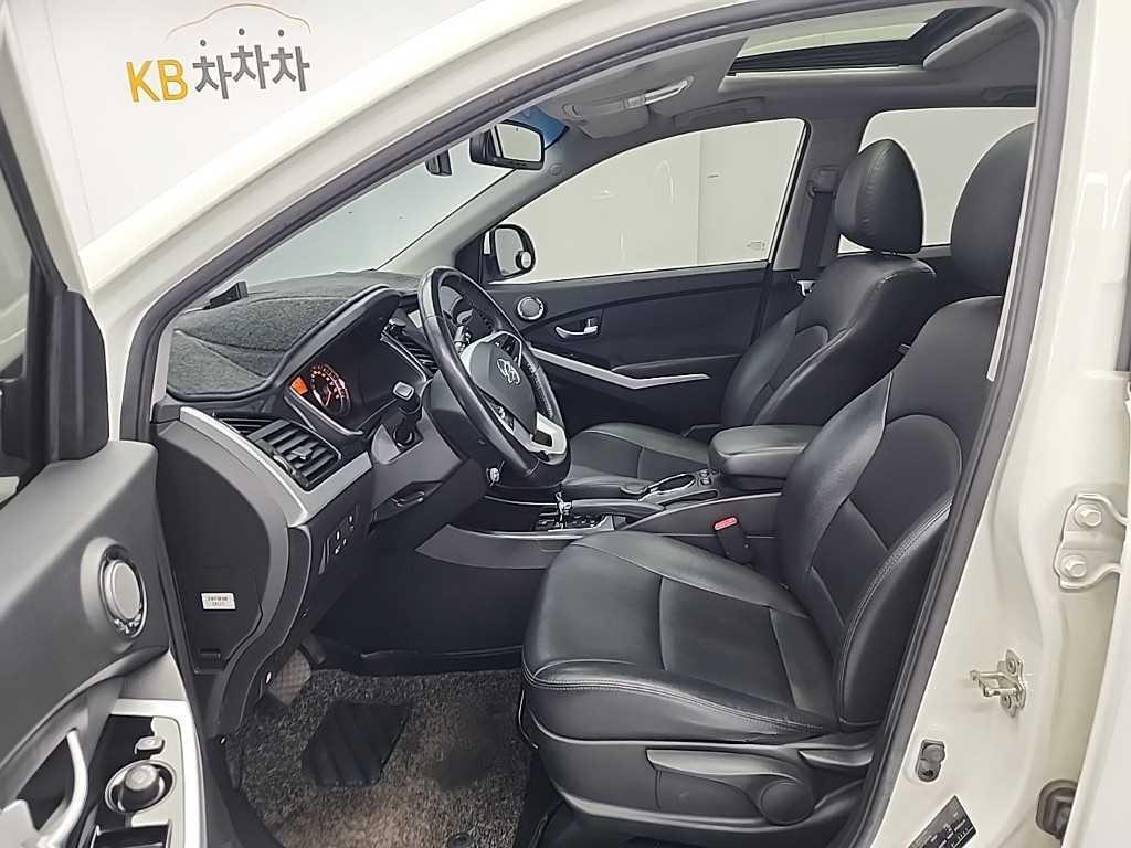 Ssangyong Korando - Vista 11