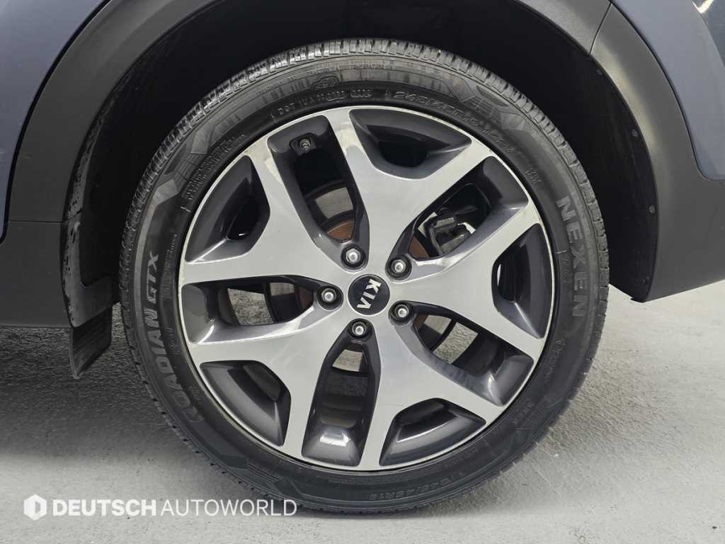 KIA Sportage - Vista 5