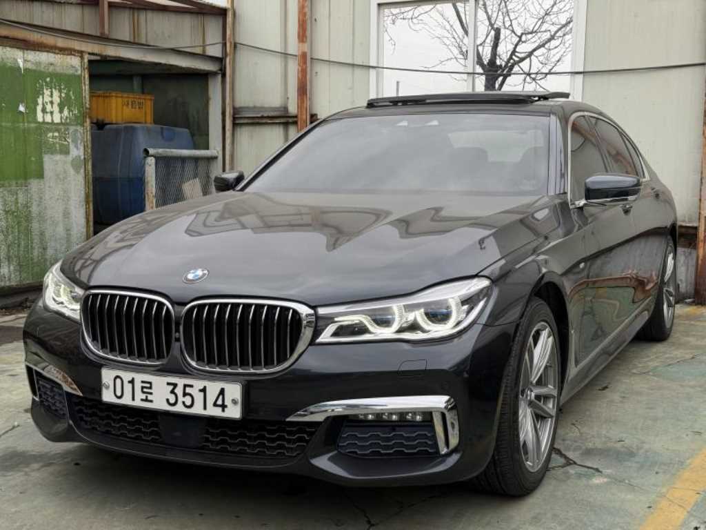 BMW 7 Series - Vista 2