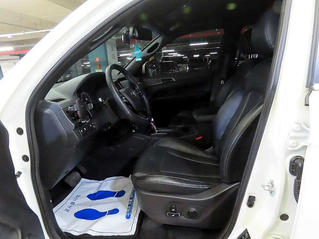 Ssangyong Rexton - Vista 6