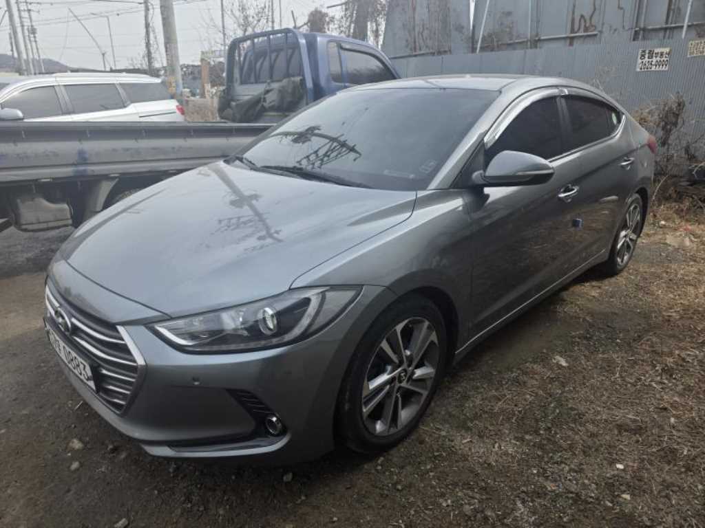 HYUNDAI Avante 2016 - Importación desde Corea - HF Imports Iquique - Foto 1