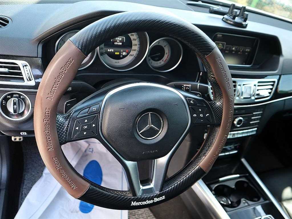 Mercedes Benz E class - Vista 8