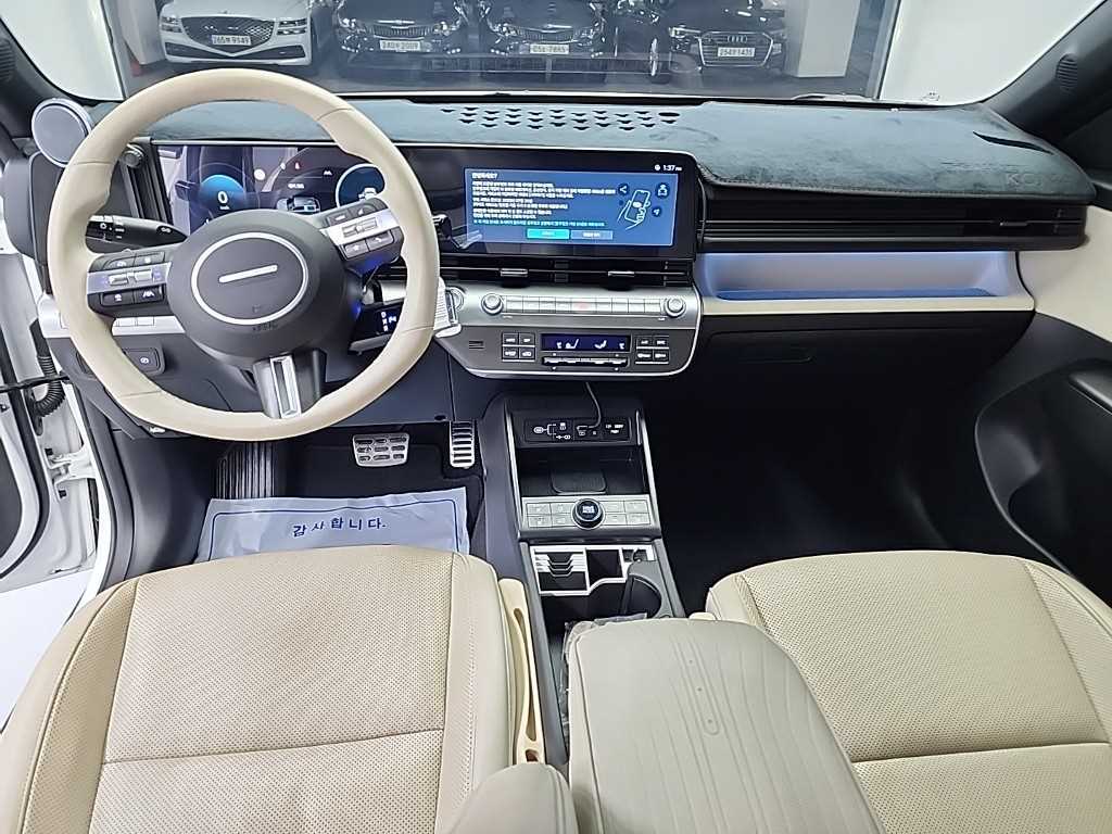 HYUNDAI Kona - Vista 7