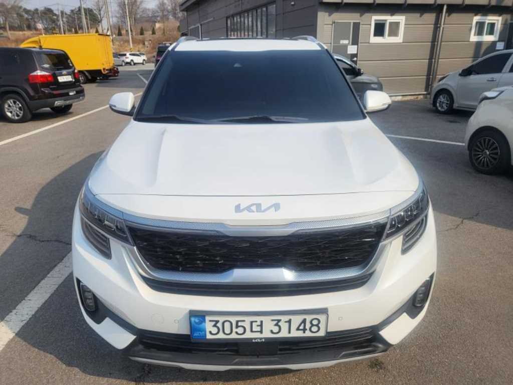 KIA Seltos 2023 - Importación desde Corea - HF Imports Iquique - Foto 1