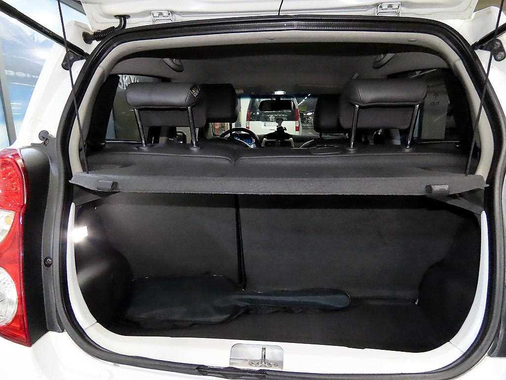 Chevrolet Spark 2014 Blanco - Importación desde Corea - HF Imports Iquique - Foto 16