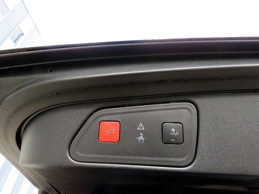 Peugeot 3008 2020 Negro - Importación desde Corea - HF Imports Iquique - Foto 16