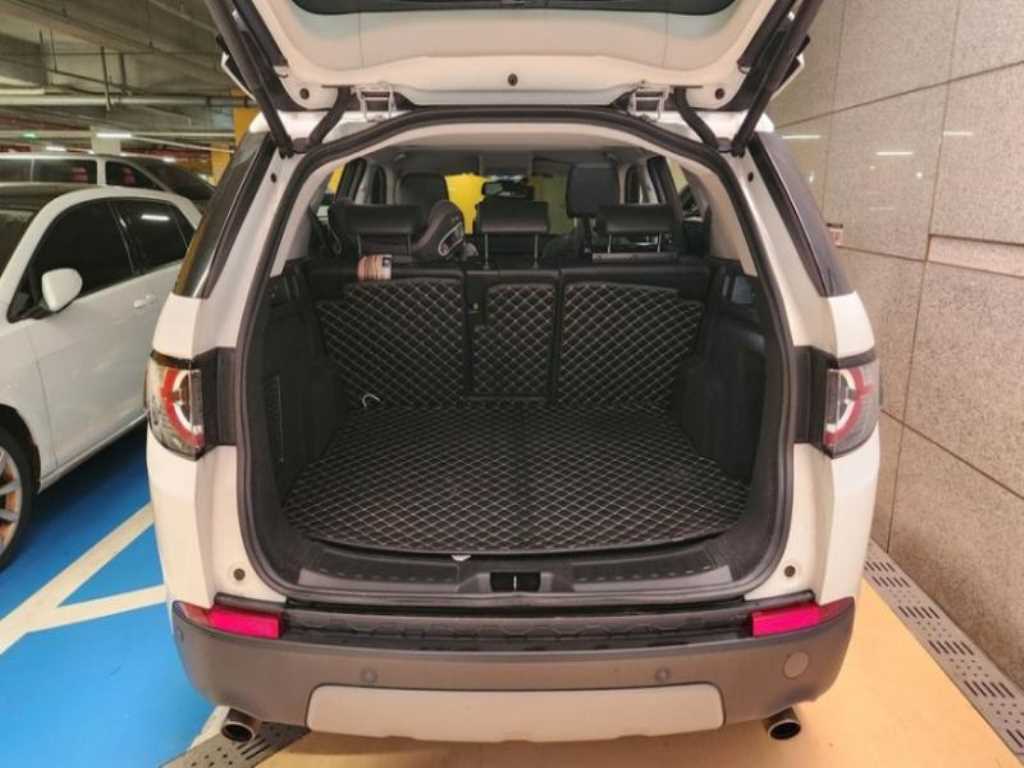 Land Rover Discovery Sports - Vista 5