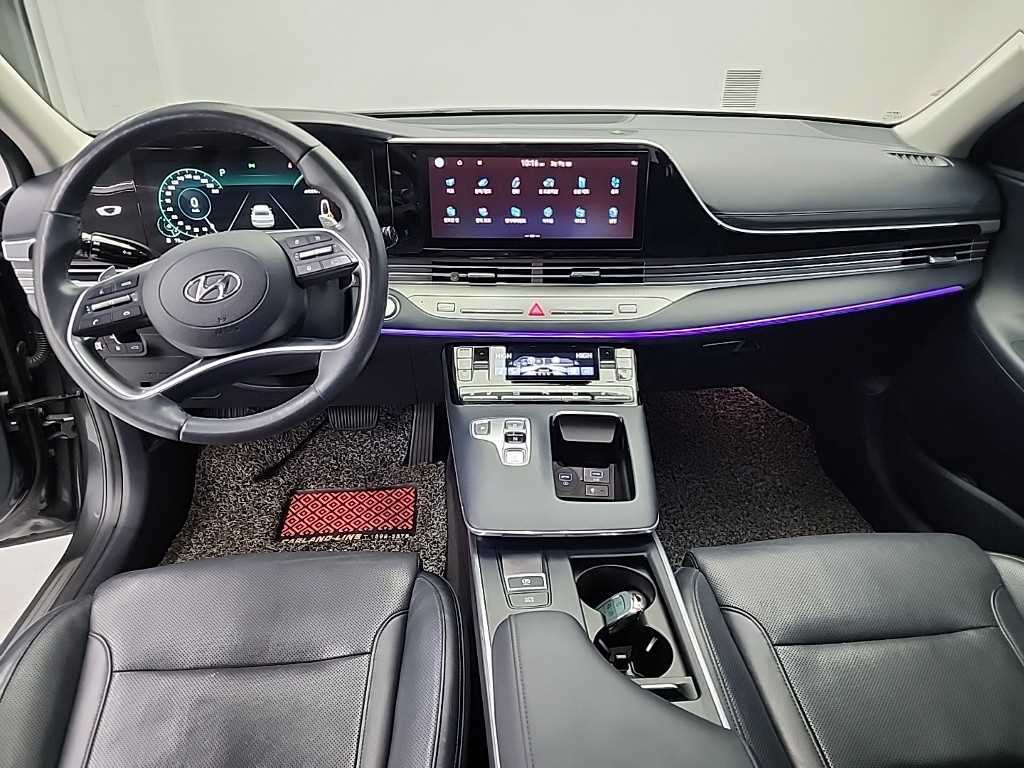 HYUNDAI Grandeur - Vista 7