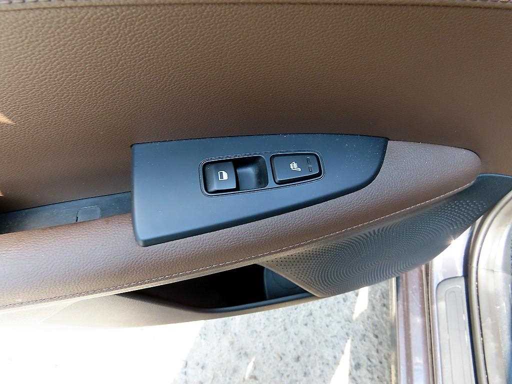 KIA K3 2019 Gris - Importación desde Corea - HF Imports Iquique - Foto 17