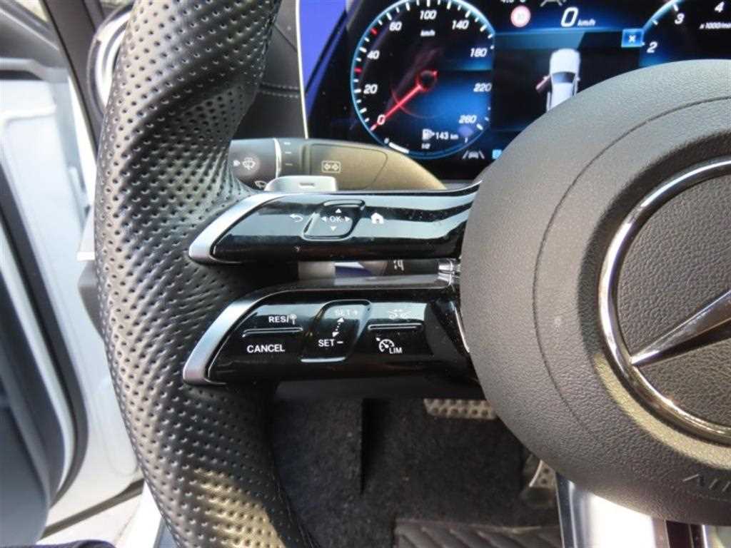 Mercedes Benz E class - Vista 11